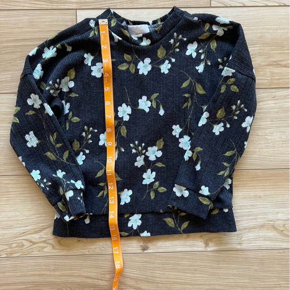 Girls 3/4 floral mock neck, drop sleeve top by Little Lucca Love - Picture 2 of 3
